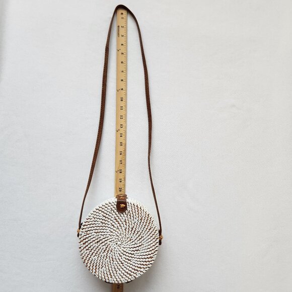 ASOS Round White Brown Woven Canteen Crossbody Bag Boho Beach Tropical Festival - Picture 13 of 13